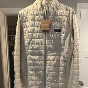 Patagonia Women's Nano Puff Parka in Dyno White-NWT!
